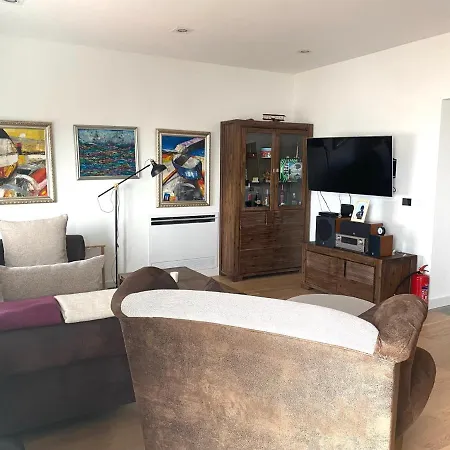 Apartman Linden Trsat With Balcony