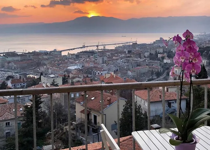 Linden Trsat With Balcony *